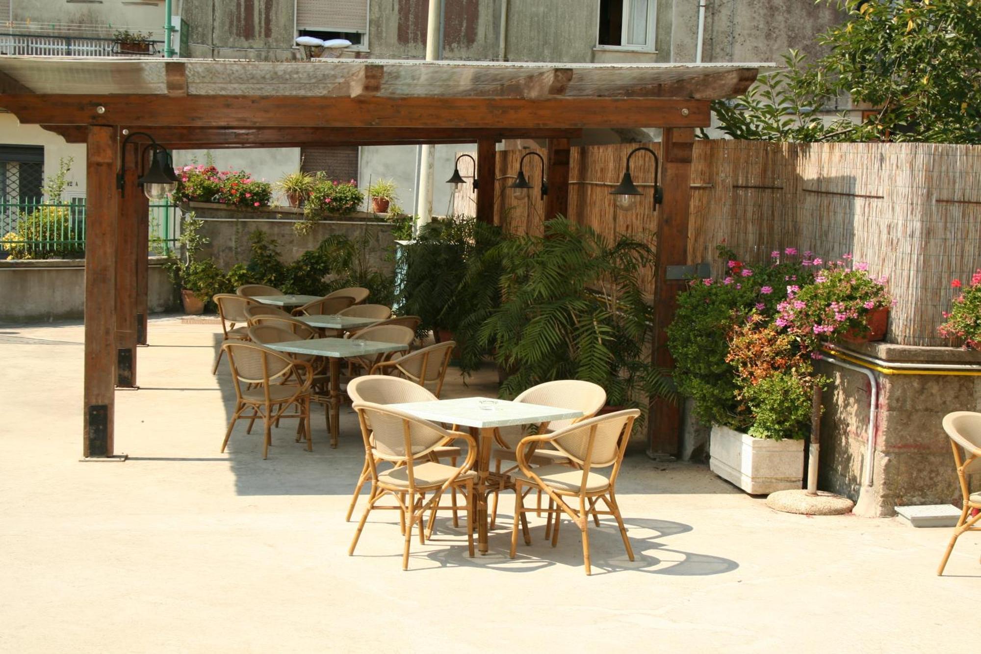 Hotel Reginella SantʼAgata sui Due Golfi Exterior foto