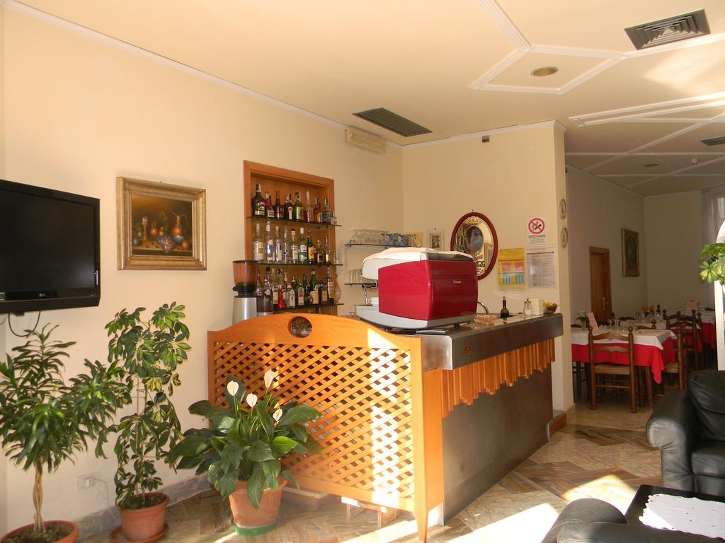 Hotel Reginella SantʼAgata sui Due Golfi Exterior foto